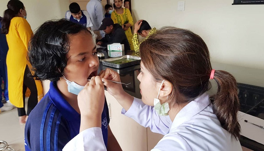 स्वास्थ्य शिविरमा बाह्र हजार विरामीको निःशुल्क उपचार