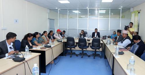 चिनी मिलको समस्या समाधान गर्न सरकारलाई समितिको निर्देशन