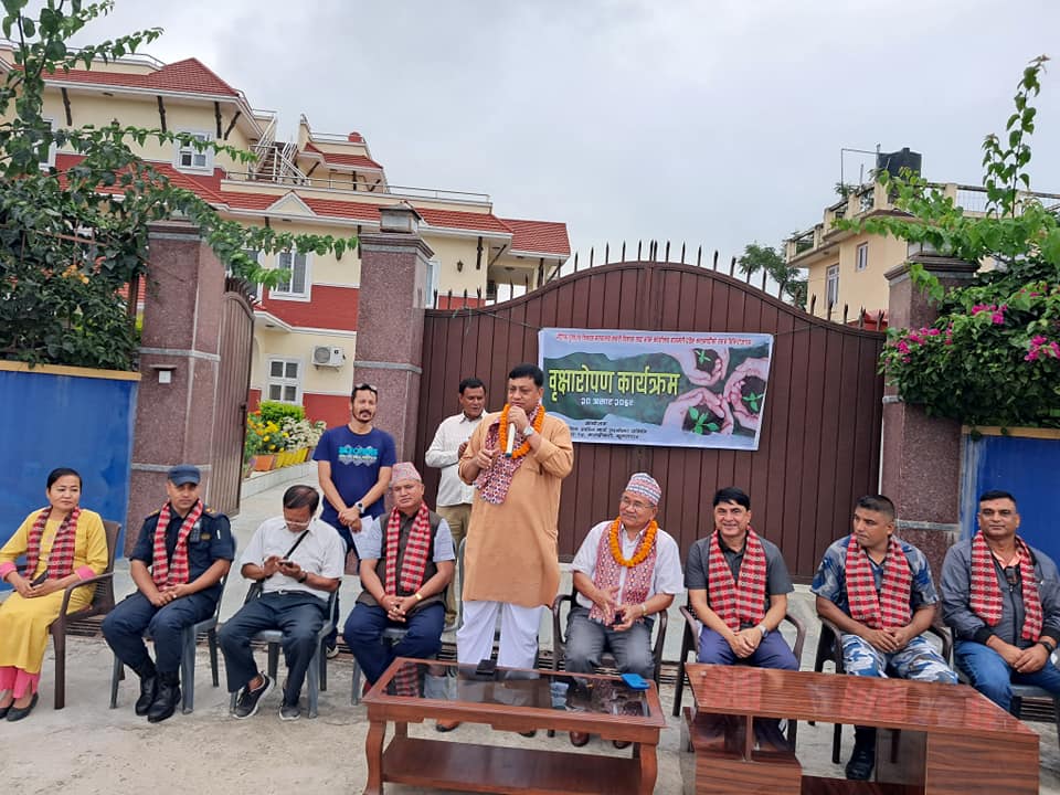 कांग्रेस नेता इन्द्र बानियाँ भन्छन्, जनताको पक्षमा काम गर्ने जनप्रतिनिधि जुनसुकै दलका भए पनि उसलाई साथ दिनुपर्छ