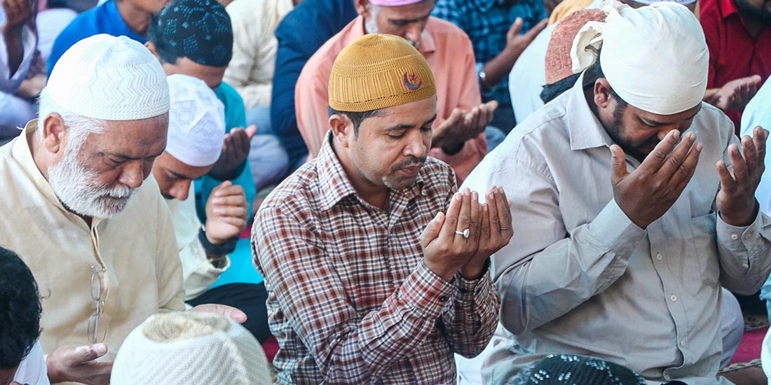 कसरी मनाइन्छ बकर ईद पर्व ?