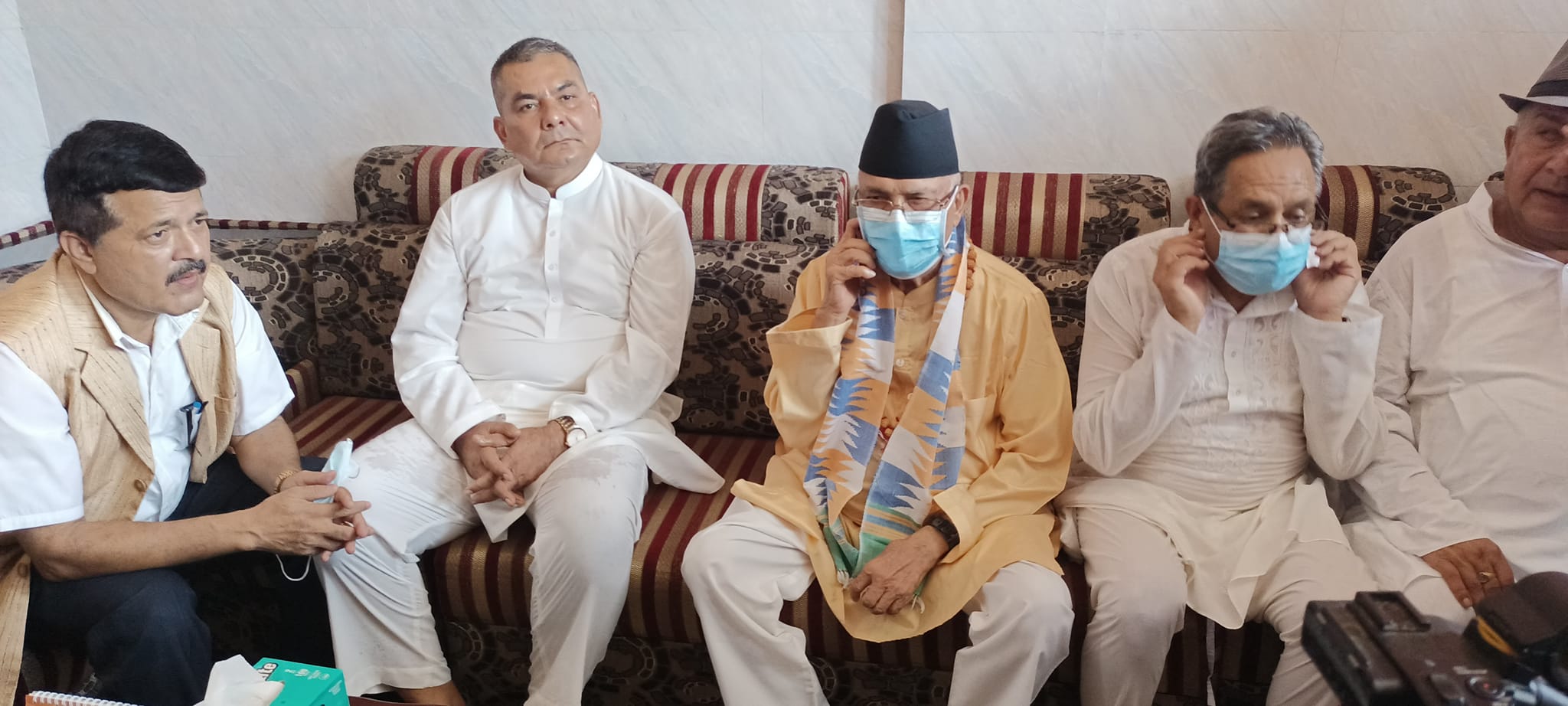 नागरिकता विधेयक पास गर्ने दिन अचानक झापा पुगे ओली