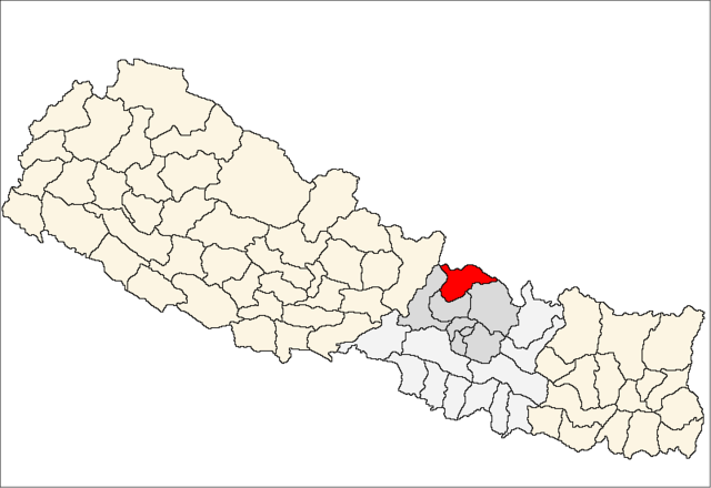 थाम्बुचेतमा प्रहरी र स्थानीयवासीबीच झडप, आठ प्रहरी घाइते